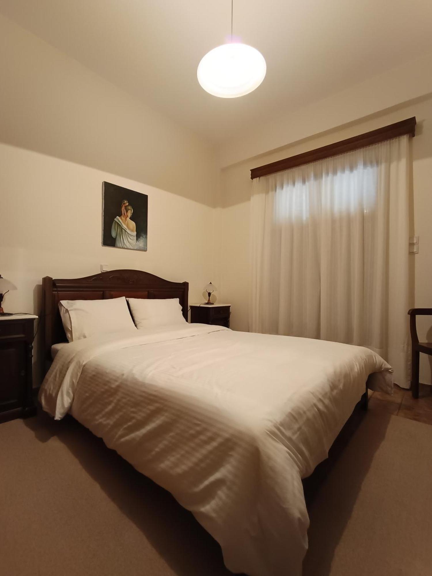 2 Alonia Hotell Anatoliki Frangista Rum bild